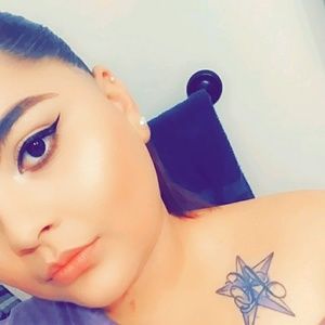 Meet your Posher, Krystal